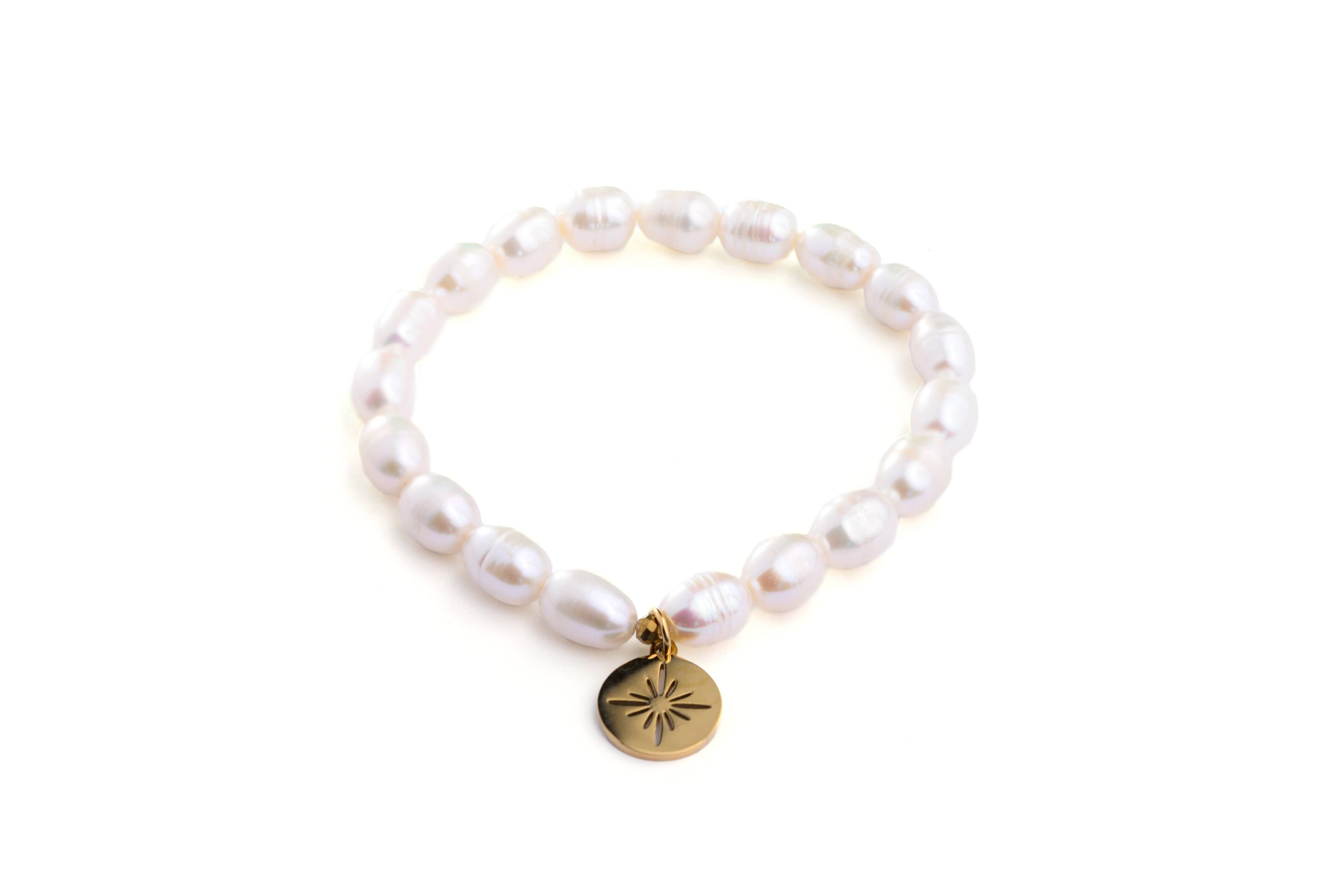 Bransoletka z białych Pereł i zawieszką medalion