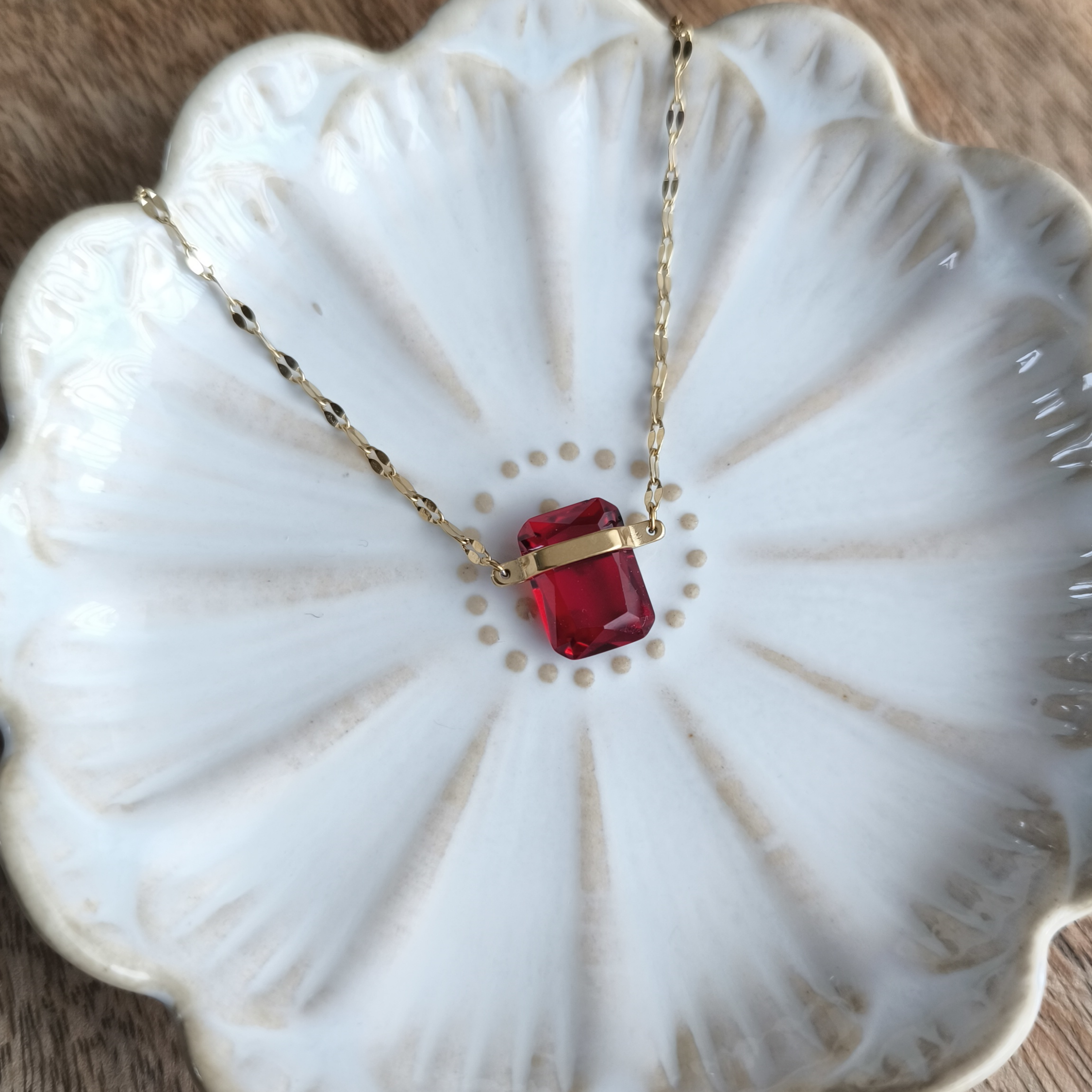 Naszyjnik z czerwonym Kwarcem