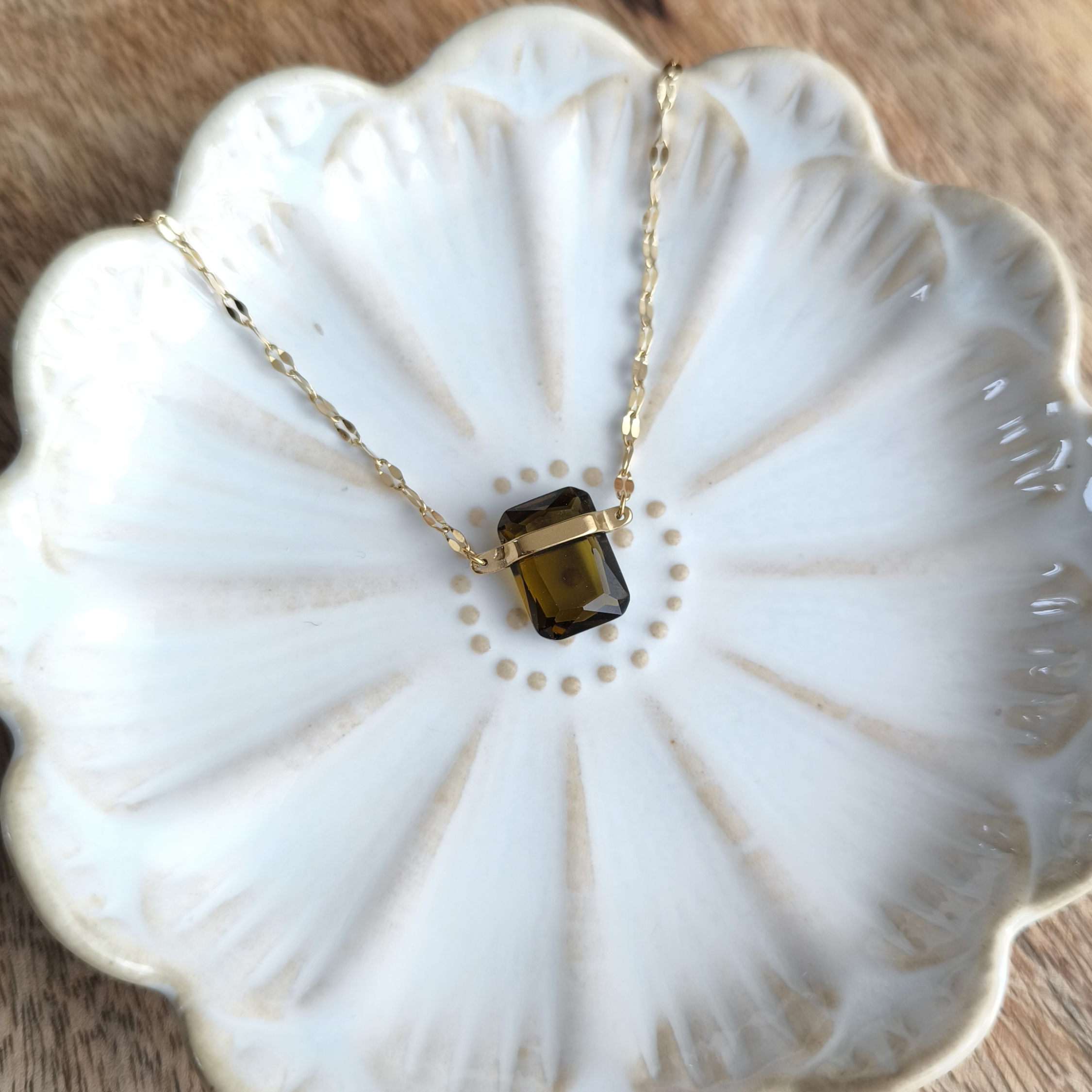 Naszyjnik z ciemno-zielonym Kwarcem