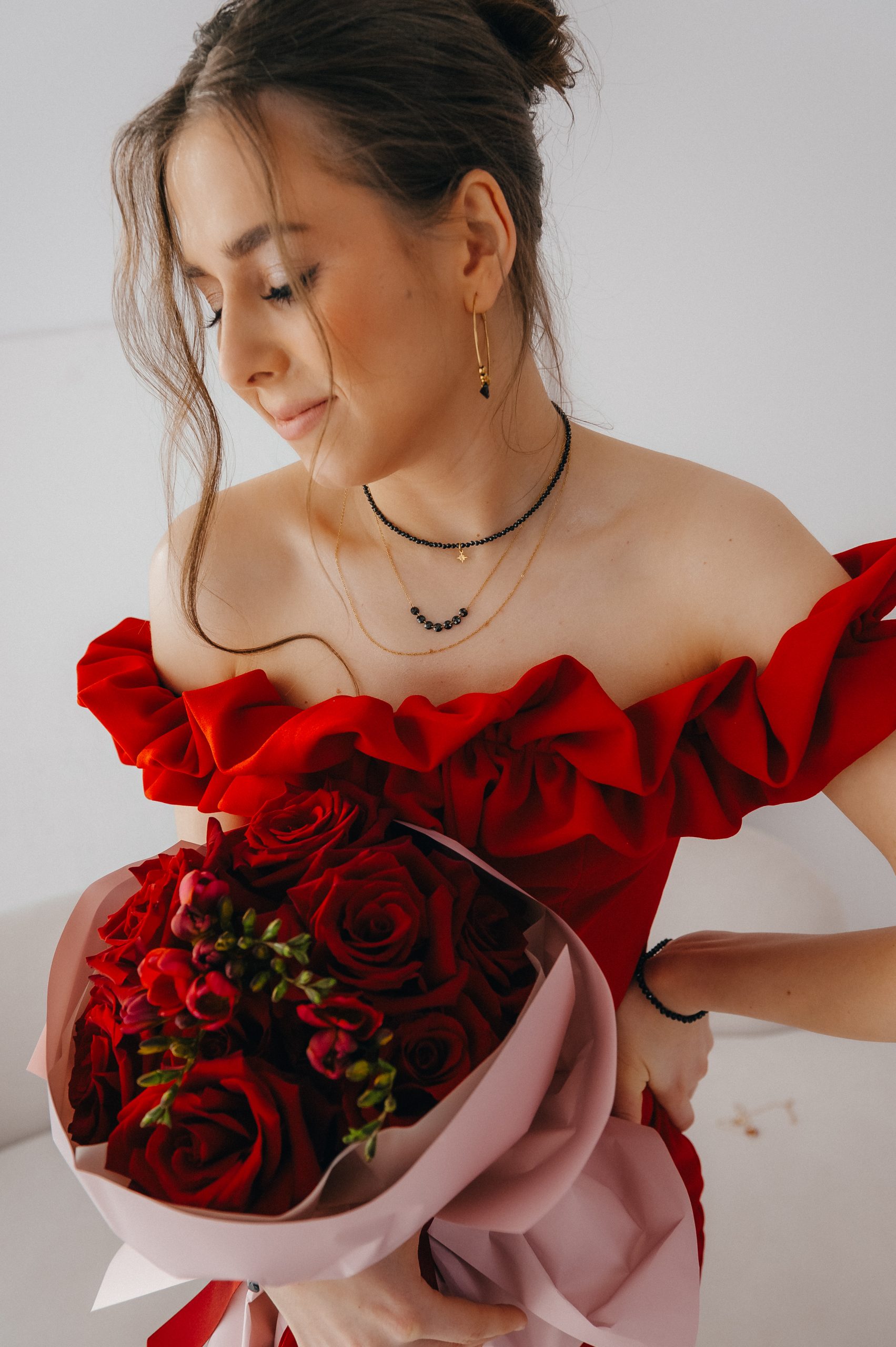 Podwójny naszyjnik z czarnymi kryształkami - obrazek 3