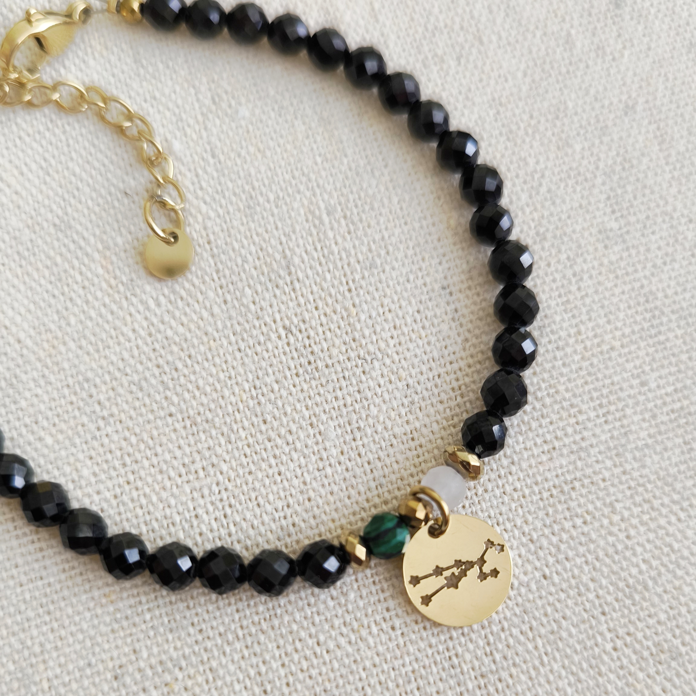 Bransoletka zodiakalna z zawieszką BYK