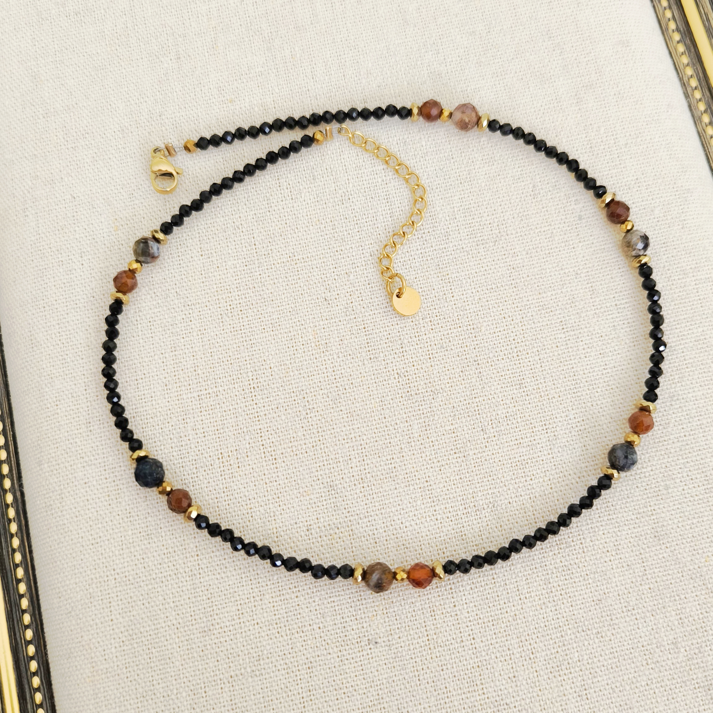 Zodiakalny choker dla Skorpiona