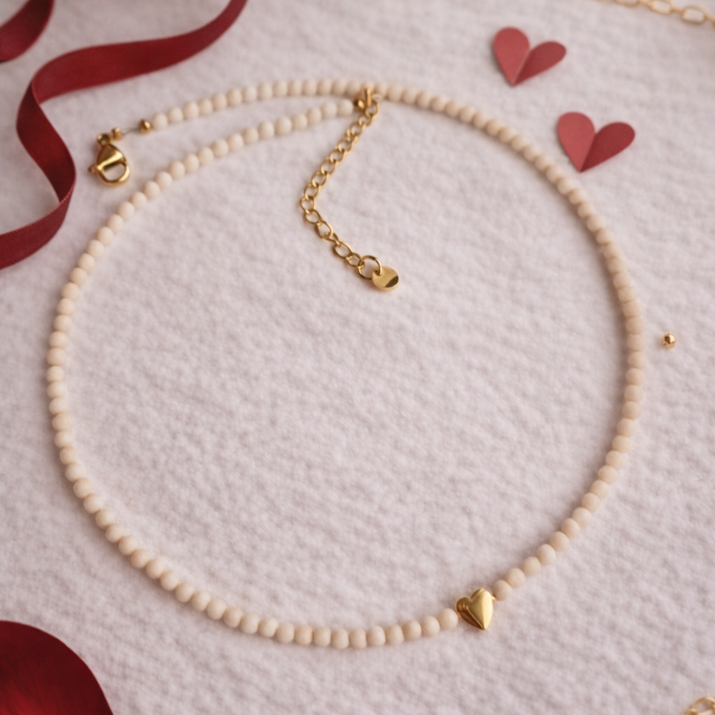 Delikatny naszyjnik z Kamieniem Rzecznym