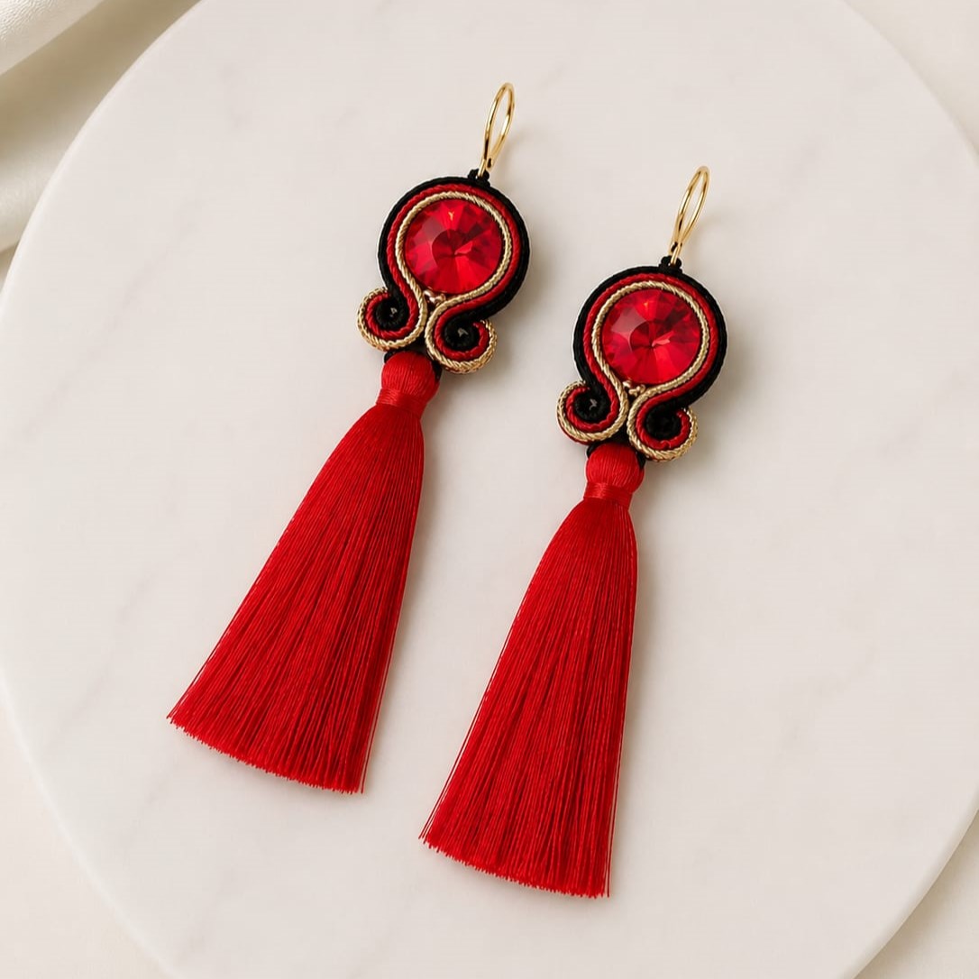 Czerwone kolczyki soutache z chwostami